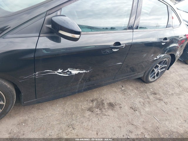 Ford FOCUS SE 2015 1FADP3F28FL338041 Image 15