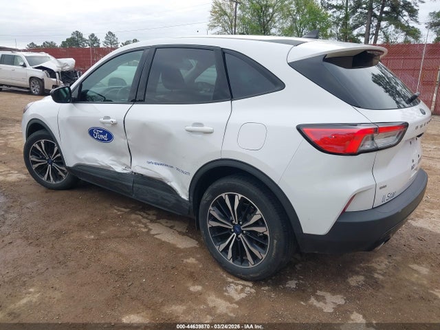 Ford ESCAPE SE 2022 1FMCU0G69NUB94261 Image 3