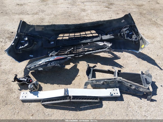 3GNAXKEV3KS672752 Chevrolet EQUINOX LT