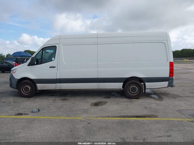 2021 Mercedes-benz Sprinter 2500 High Roof I4 მანქანა იყიდება აუქციონზე, vin: W1W40CHY3MT051563, აუქციონის ნომერი: 44639911