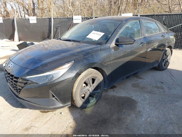 44639918 :رقم المزاد ، 5NPLM4AG0MH017569 vin ، 2021 Hyundai Elantra Sel مزاد بيع