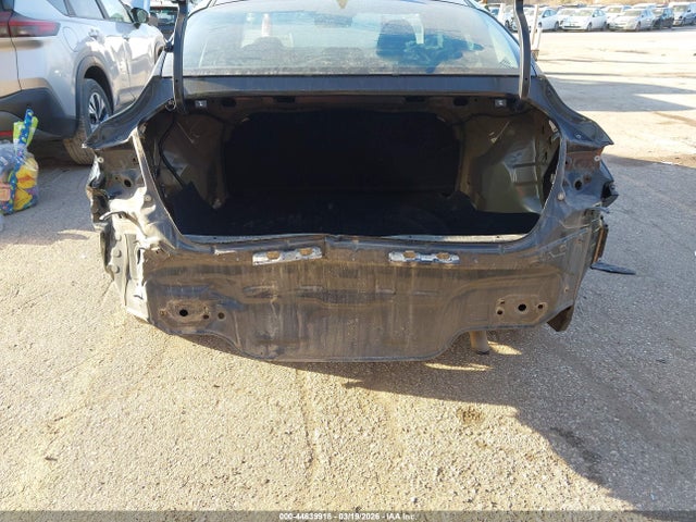 44639918 :رقم المزاد ، 5NPLM4AG0MH017569 vin ، 2021 Hyundai Elantra Sel مزاد بيع