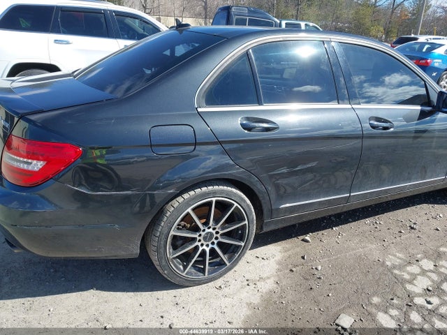 44639919 :رقم المزاد ، WDDGF8AB5EG227295 vin ، 2014 Mercedes-benz C 300 Luxury 4matic مزاد بيع
