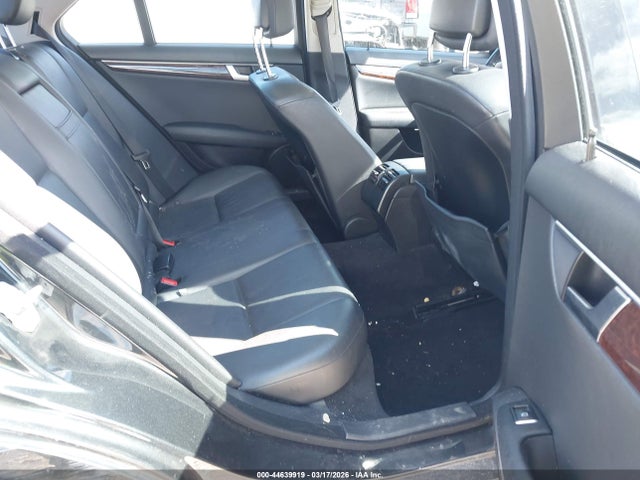 44639919 :رقم المزاد ، WDDGF8AB5EG227295 vin ، 2014 Mercedes-benz C 300 Luxury 4matic مزاد بيع