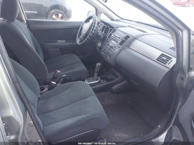 2011 NISSAN VERSA 3N1BC1APXBL422447 Photo 4