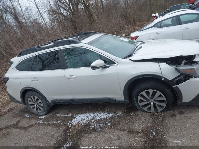 Продаж на аукціоні авто 2021 Subaru Outback Premium, vin: 4S4BTAFC1M3213286, номер лоту: 44639932