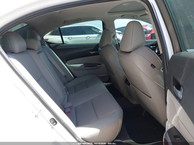 44639935 :رقم المزاد ، 19UUB2F55GA007395 vin ، 2016 Acura Tlx V6 Tech مزاد بيع