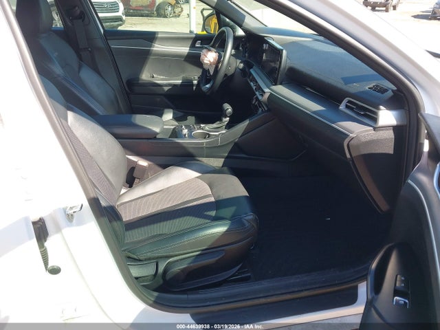 Продажа на аукционе авто 2022 Kia K5 Gt-line, vin: 5XXG64J2XNG141023, номер лота: 44639938