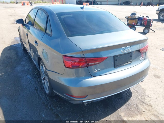 2017 AUDI A3 WAUB8GFF6H1063113 Photo 2