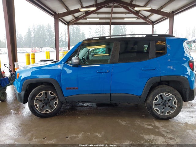 Продажа на аукционе авто 2015 Jeep Renegade Trailhawk, vin: ZACCJBCT5FPB49292, номер лота: 44639976