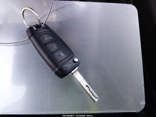 44639977 :رقم المزاد ، 5NMS14AJ3NH429158 vin ، 2022 Hyundai Santa Fe Se مزاد بيع