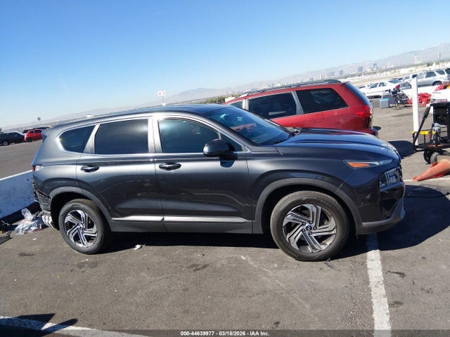 44639977 :رقم المزاد ، 5NMS14AJ3NH429158 vin ، 2022 Hyundai Santa Fe Se مزاد بيع