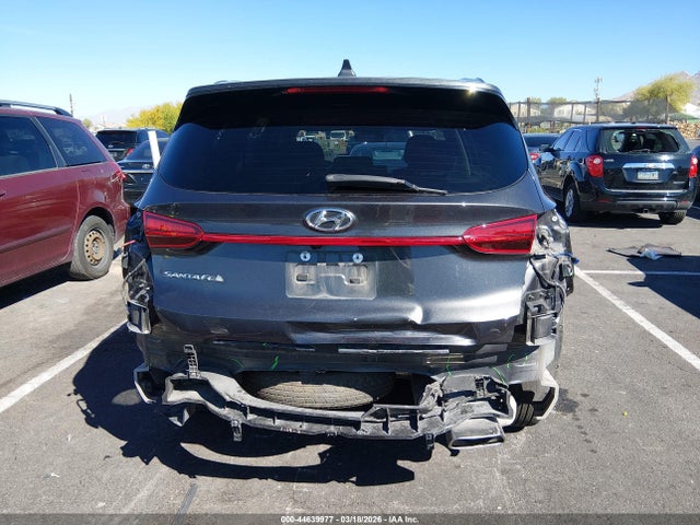 44639977 :رقم المزاد ، 5NMS14AJ3NH429158 vin ، 2022 Hyundai Santa Fe Se مزاد بيع