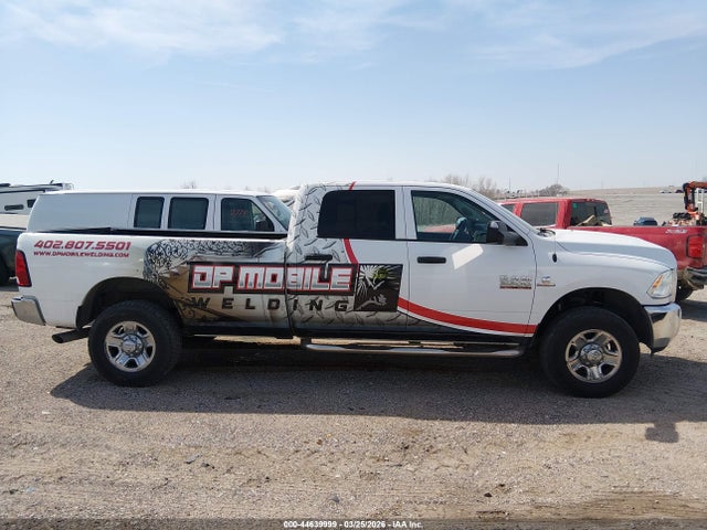 44639999 :رقم المزاد ، 3C63R3GL4FG703035 vin ، 2015 Ram 3500 Tradesman مزاد بيع