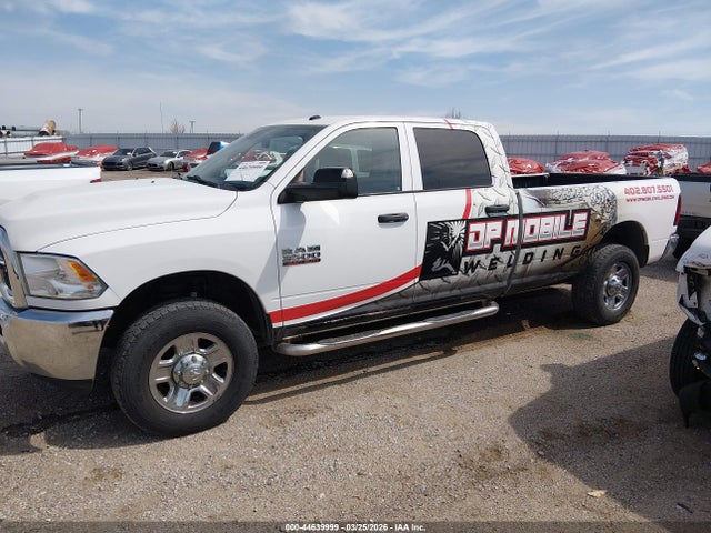 44639999 :رقم المزاد ، 3C63R3GL4FG703035 vin ، 2015 Ram 3500 Tradesman مزاد بيع