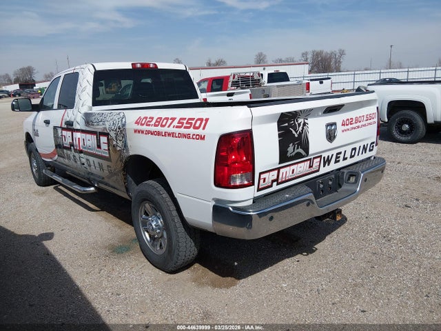 44639999 :رقم المزاد ، 3C63R3GL4FG703035 vin ، 2015 Ram 3500 Tradesman مزاد بيع