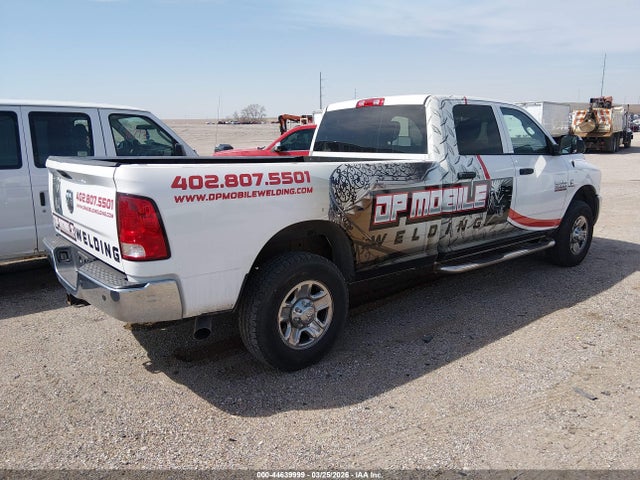 44639999 :رقم المزاد ، 3C63R3GL4FG703035 vin ، 2015 Ram 3500 Tradesman مزاد بيع