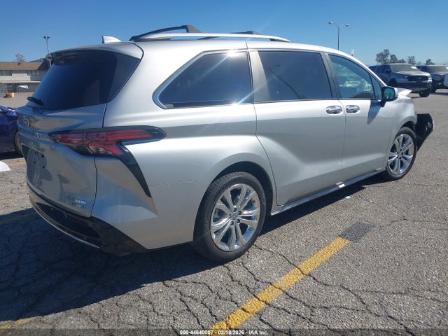 Продажа на аукционе авто 2024 Toyota Sienna Platinum, vin: 5TDERKEC4RS198165, номер лота: 44640007