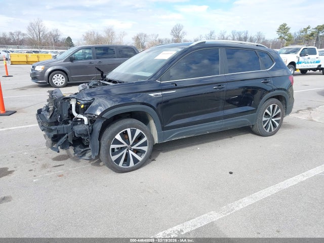Продажа на аукционе авто 2022 Volkswagen Taos 1.5t Se, vin: 3VVLX7B20NM055358, номер лота: 44640059