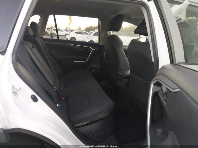 2024 Toyota Rav4 Hybrid Le მანქანა იყიდება აუქციონზე, vin: 2T3MWRFV6RW194369, აუქციონის ნომერი: 44640060