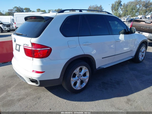 2012 BMW X5 5UXZV8C56CL425318 Photo 3