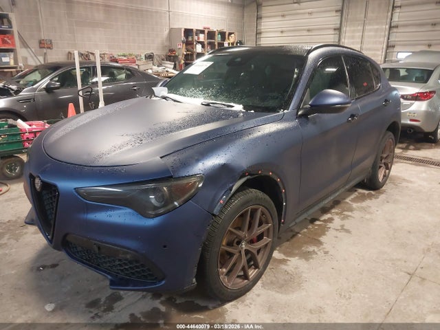 2018 ALFA ROMEO STELVIO ZASFAKNN5J7B58681 Photo 1