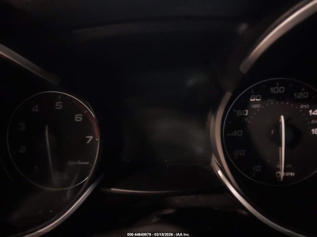 2018 ALFA ROMEO STELVIO ZASFAKNN5J7B58681 Photo 6