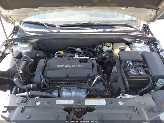 1G1PA5SG3F7261795 Chevrolet Cruze Ls Auto