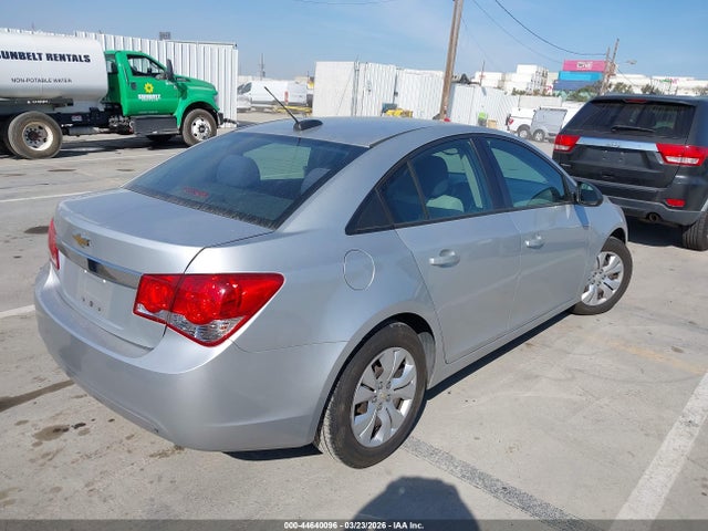 1G1PA5SG3F7261795 Chevrolet Cruze Ls Auto