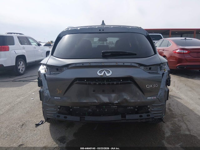 44640145 :رقم المزاد ، 3PCAJ5M3XLF113883 vin ، 2020 Infiniti Qx50 Essential Awd مزاد بيع