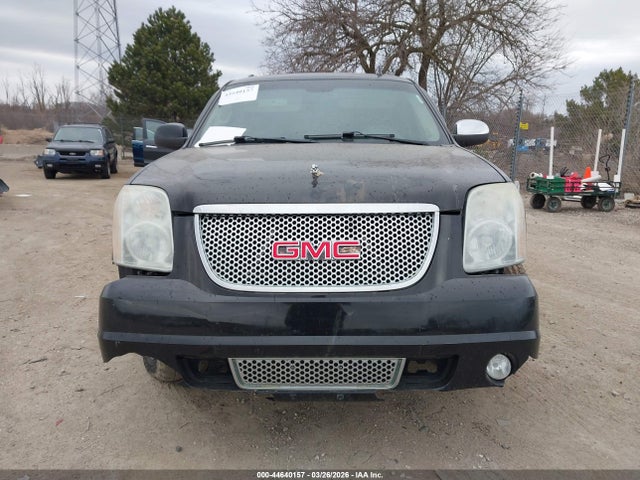 Aukcja sprzedaży 2010 Gmc Yukon Xl 1500 Denali, vin: 1GKUKMEF2AR196038, numer aukcji: 44640157