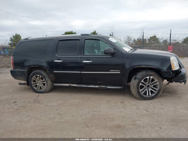 Aukcja sprzedaży 2010 Gmc Yukon Xl 1500 Denali, vin: 1GKUKMEF2AR196038, numer aukcji: 44640157