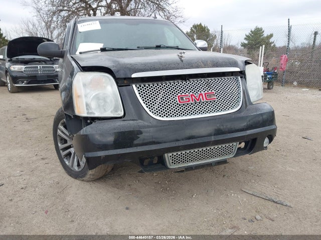 Aukcja sprzedaży 2010 Gmc Yukon Xl 1500 Denali, vin: 1GKUKMEF2AR196038, numer aukcji: 44640157