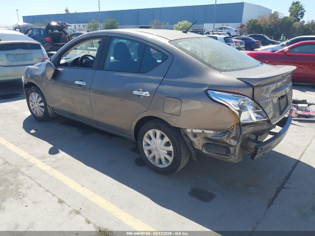 3N1CN7AP9HL808514 Nissan Versa 1.6 Sv