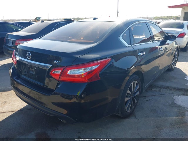 1N4AL3AP8HC132061 Nissan Altima 2.5 Sv