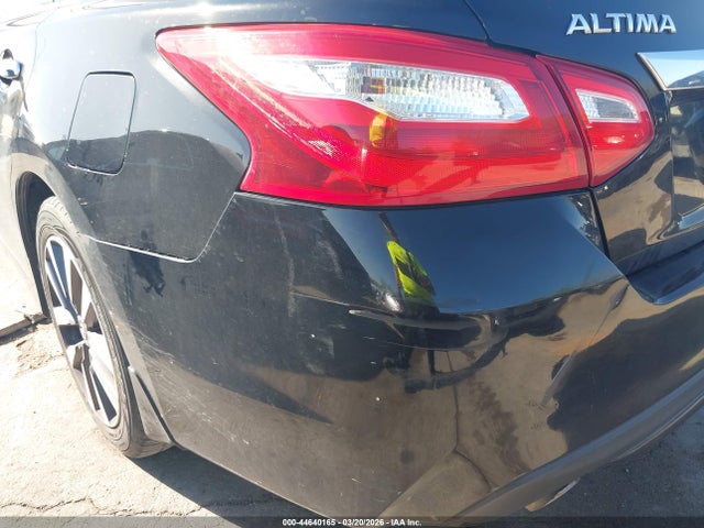 1N4AL3AP8HC132061 Nissan Altima 2.5 Sv