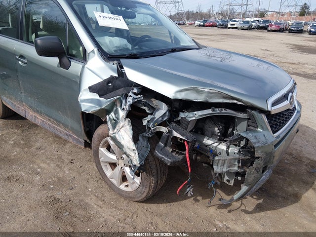 44640184 :رقم المزاد ، JF2SJABC4FH439345 vin ، 2015 Subaru Forester 2.5i مزاد بيع