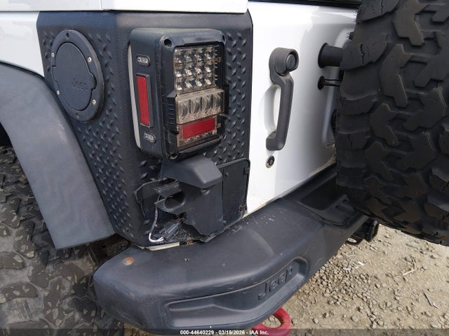 1C4BJWFG9HL654115 Jeep Wrangler Unlimited Rubicon