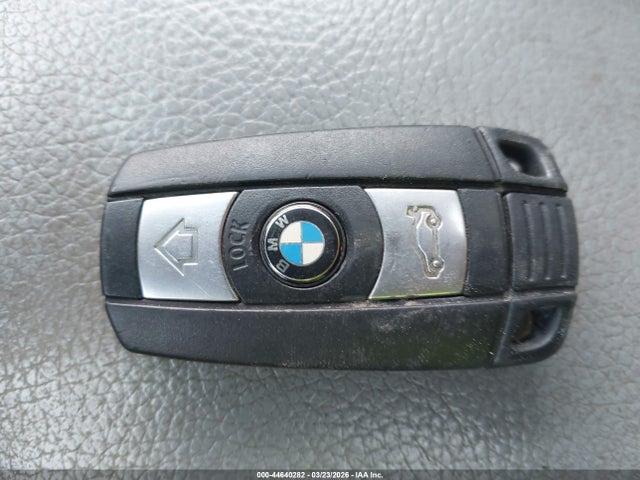 44640282 :رقم المزاد ، WBAPK5C5XBA656956 vin ، 2011 Bmw 328i Xdrive مزاد بيع