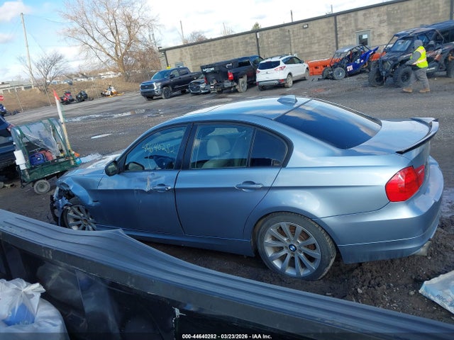 44640282 :رقم المزاد ، WBAPK5C5XBA656956 vin ، 2011 Bmw 328i Xdrive مزاد بيع