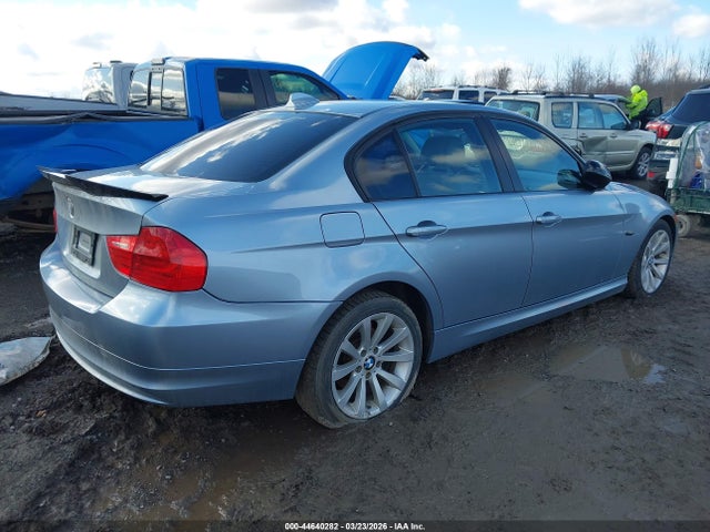 44640282 :رقم المزاد ، WBAPK5C5XBA656956 vin ، 2011 Bmw 328i Xdrive مزاد بيع