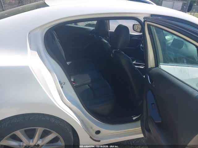 44640294 :رقم المزاد ، 3MZBN1V7XHM118441 vin ، 2017 Mazda Mazda3 Touring مزاد بيع
