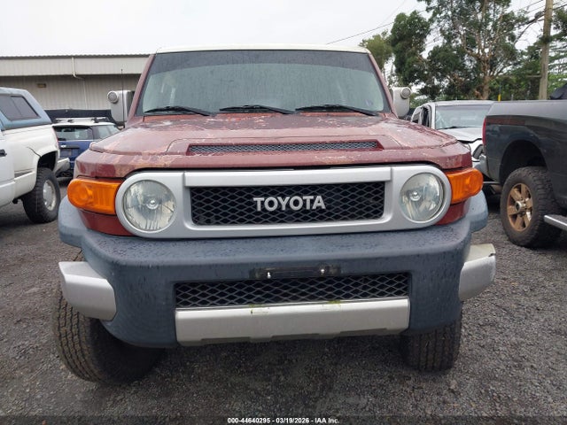 Продажа на аукционе авто 2008 Toyota Fj Cruiser, vin: JTEZU11FX80019215, номер лота: 44640295