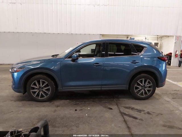 Продаж на аукціоні авто 2018 Mazda Cx-5 Grand Touring, vin: JM3KFBDM5J0370563, номер лоту: 44640299