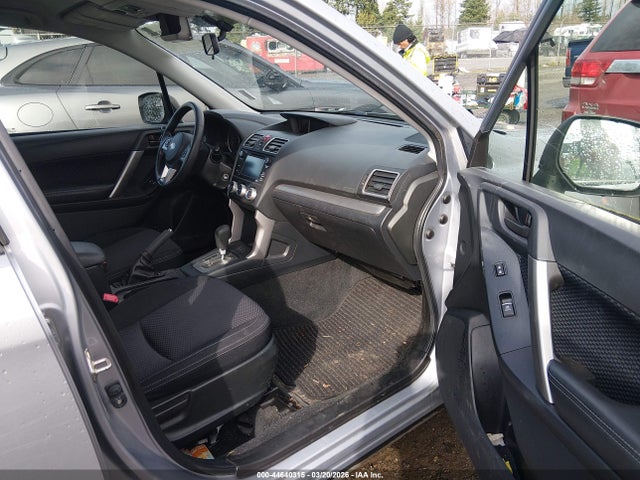 JF2SJABC9HH566157 Subaru Forester 2.5i