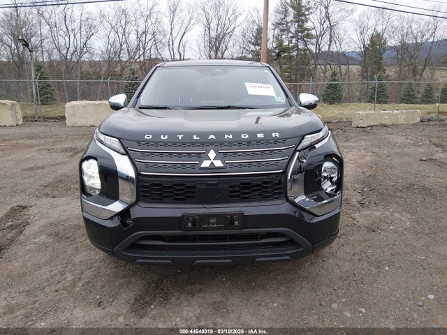 Продаж на аукціоні авто 2022 Mitsubishi Outlander Es 2.5 S-awc, vin: JA4J4TA86NZ034150, номер лоту: 44640319