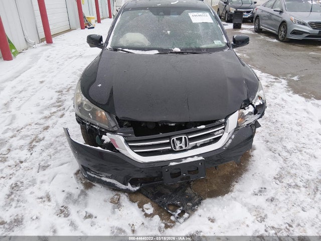 44640322 :رقم المزاد ، 1HGCR2F89FA168543 vin ، 2015 Honda Accord Ex-l مزاد بيع