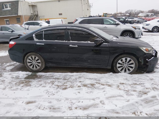 44640322 :رقم المزاد ، 1HGCR2F89FA168543 vin ، 2015 Honda Accord Ex-l مزاد بيع