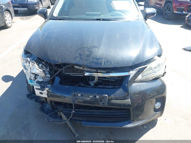 Продажа на аукционе авто 2013 Lexus Ct 200h, vin: JTHKD5BH9D2157550, номер лота: 44640325