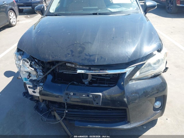 Продажа на аукционе авто 2013 Lexus Ct 200h, vin: JTHKD5BH9D2157550, номер лота: 44640325